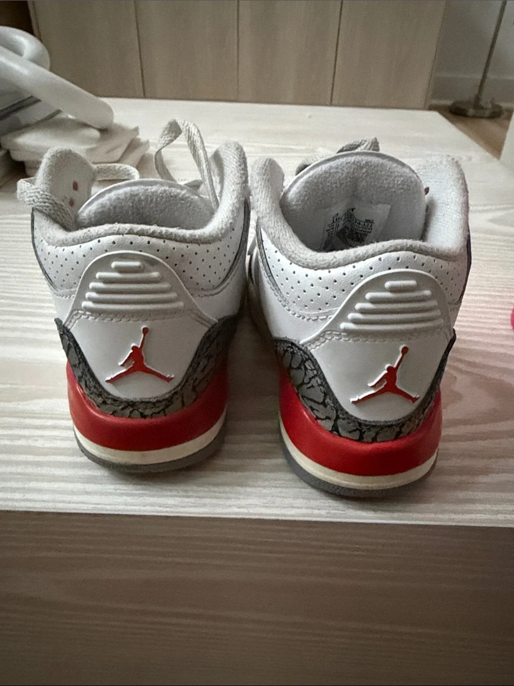 Nike Air Jordan 3 Retro Fire Red Kids Sneakers White Black Red